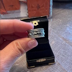 Sterling Silver Leaf-Accent Band Ring - Silver and gold . Beautifully hand made